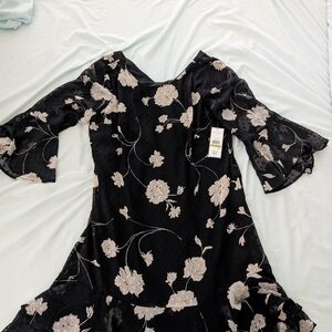 Jessica Howard Black Floral Ruffle-Sleeve Midi Dress